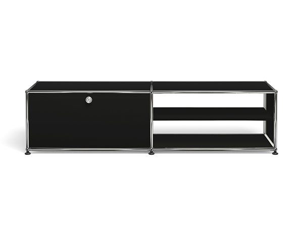 USM Haller  TV Board / USMハラー テレビボード  W / D / H：1523 / 373 / 390mm  ドロップダウンドア × 1、ディバイダーシェルフ × 1