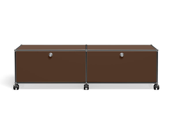 USM Haller  TV Board / USMハラー テレビボード  W / D / H：1523 / 373 / 430mm  ドロップダウンドア × 2、キャスター付き